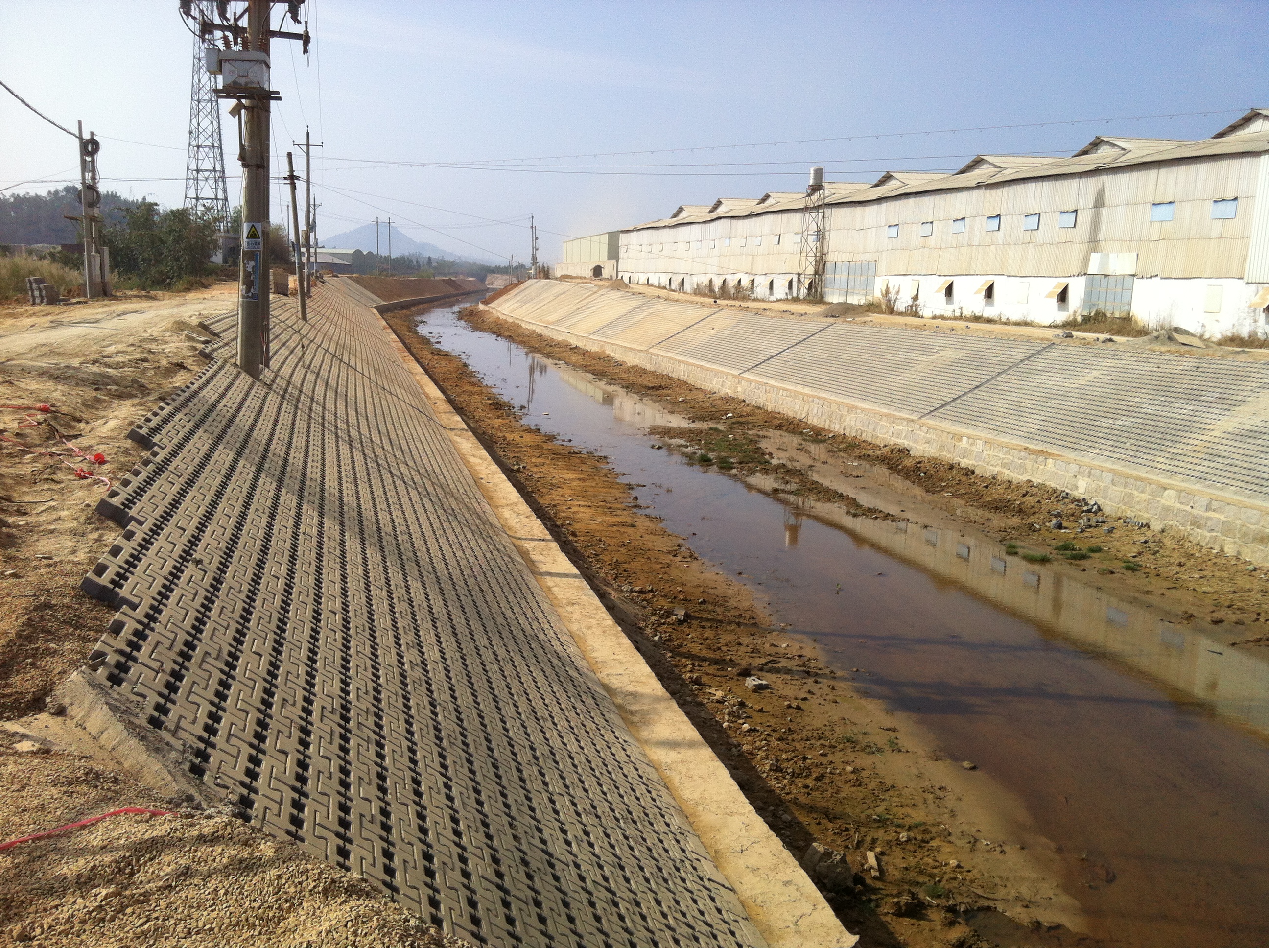 潮安县古巷镇西溪护坡工程 - 潮州市富丽天奥石建筑